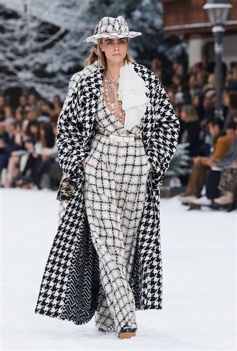 chanel beauty fall winter 2019|chanel runway collection.